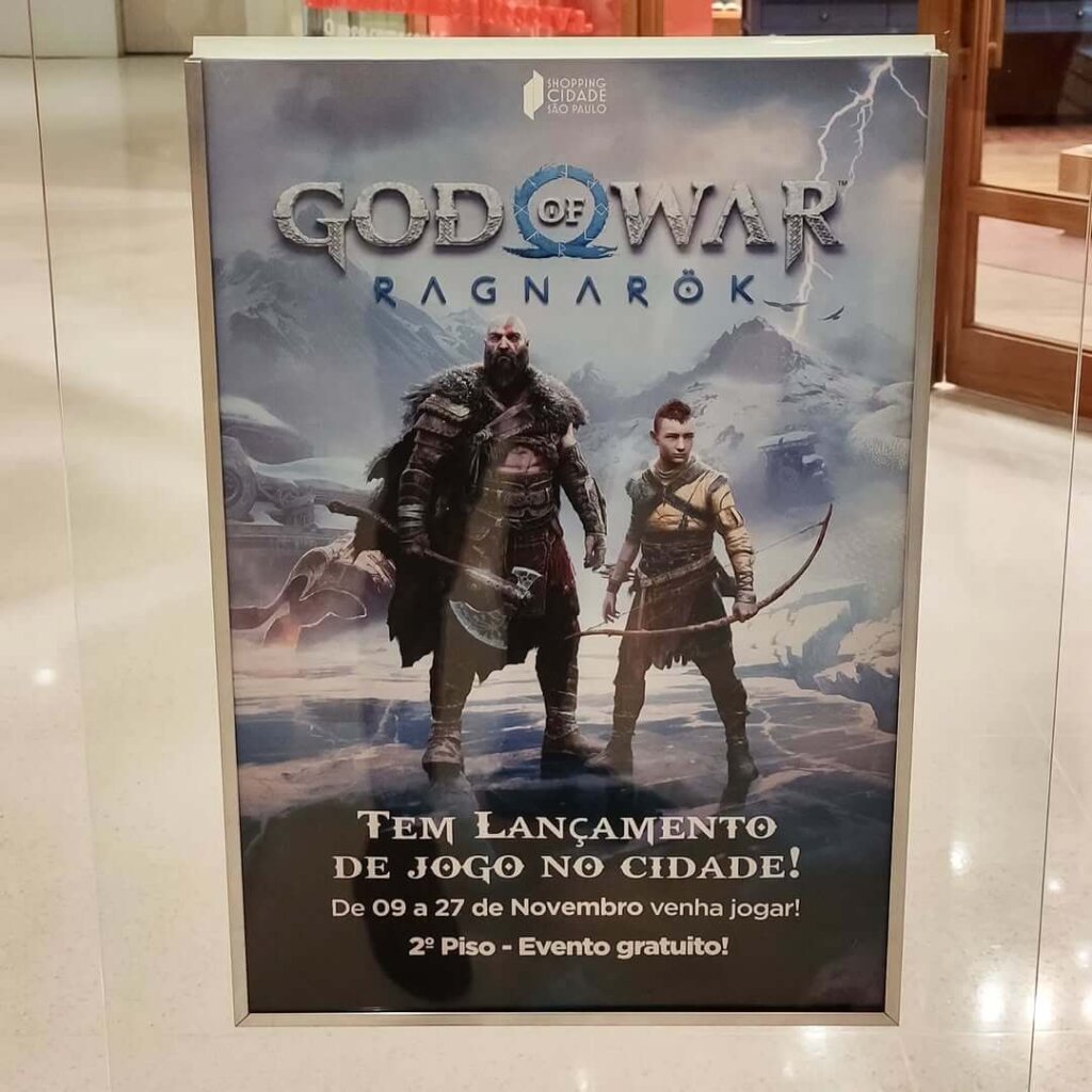 Propaganda God of War Ragnarok - Shopping Cidade São Paulo - 2022