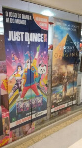 Propaganda Just Dance 2018 e Assassin's Creed Origins (Ubisoft) - Center Vale Shopping (SP) - 2017