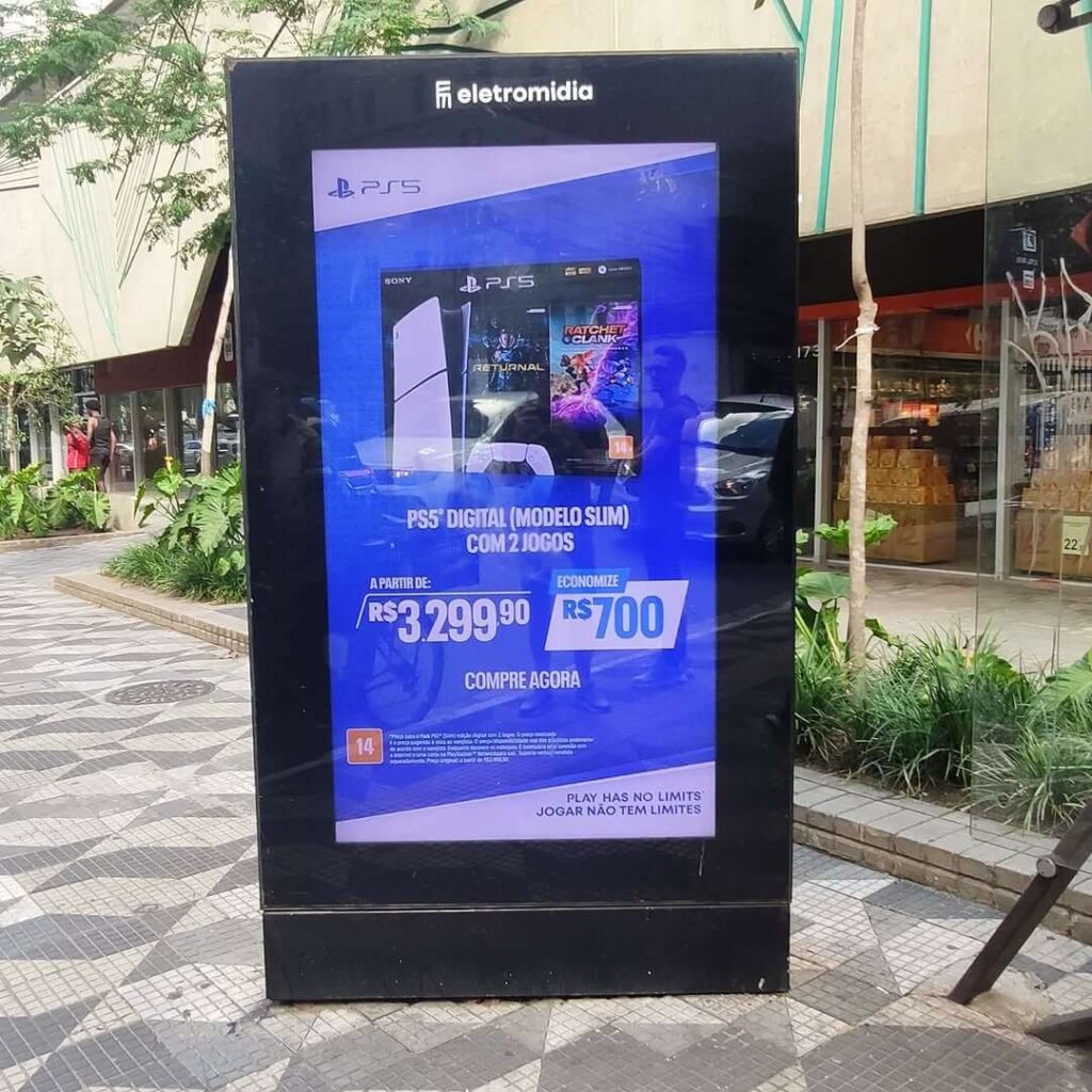 Propaganda PlayStation 5 - Avenida Paulista - 2024