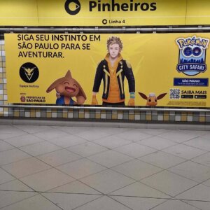 Propaganda Pokémon Go City Safari - Metrô de São Paulo (@pato_de_chapeu) - 2024